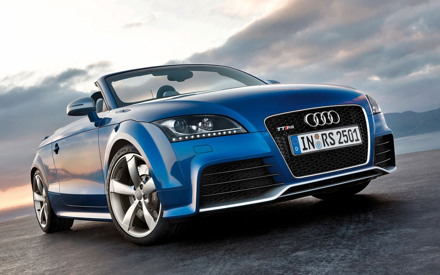 奥迪tt rs roadster
