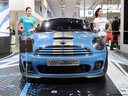2010北京车展宝马MINI Coupe
