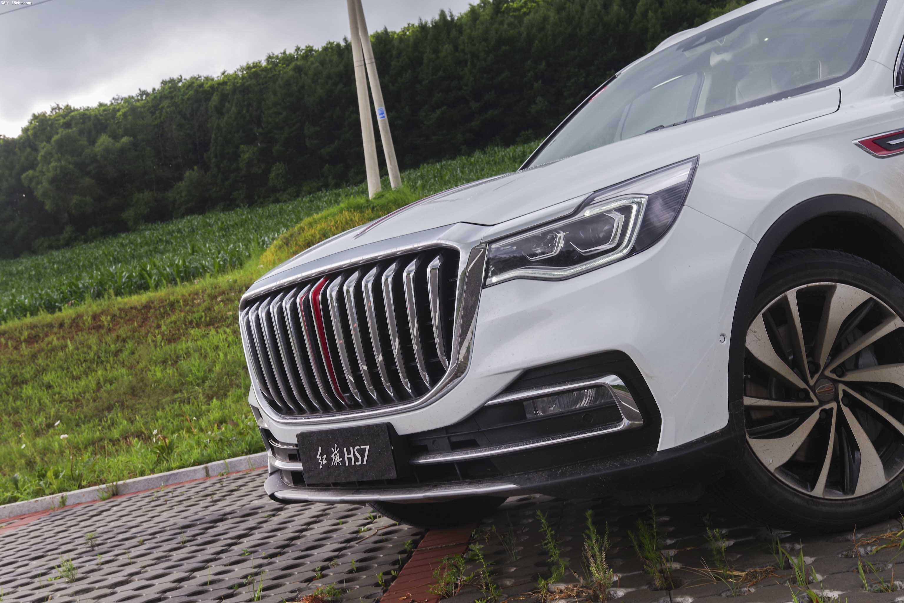 【图】自主动力系统且配置丰富 试驾红旗hs7_58汽车