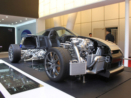 2011哈尔滨车展日产GT-R